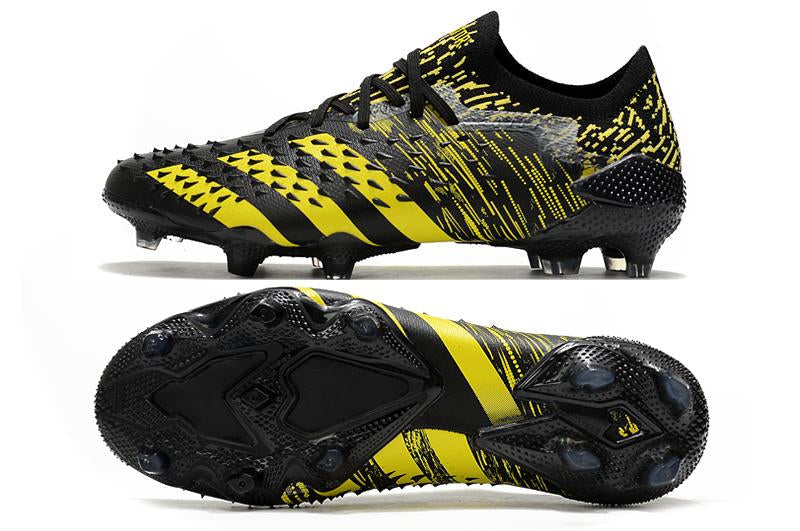 Chuteira adidas Predator Freak .1 Campo