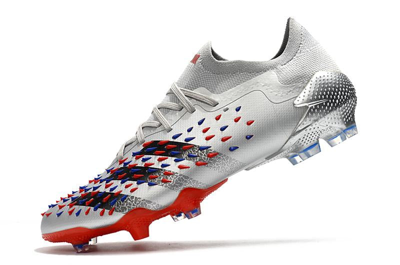 Chuteira adidas Predator Freak .1 Campo