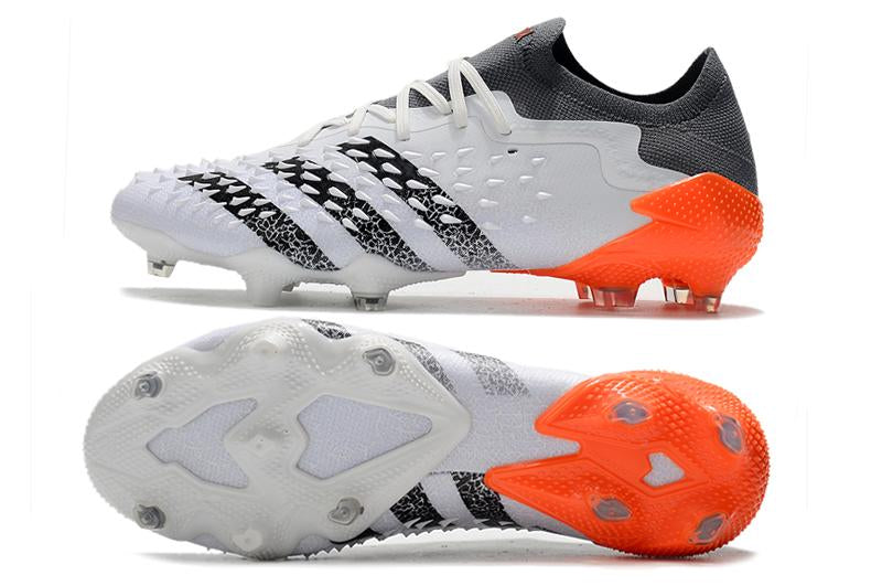 Chuteira adidas Predator Freak .1 Campo