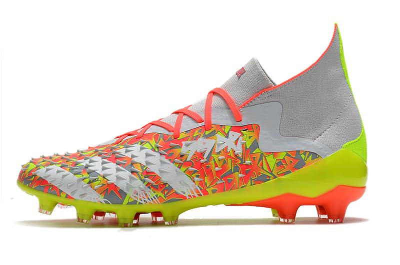 Chuteira adidas Predator Freak .1 Campo