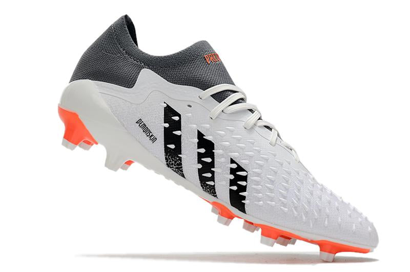 Chuteira adidas Predator Freak .1 Campo