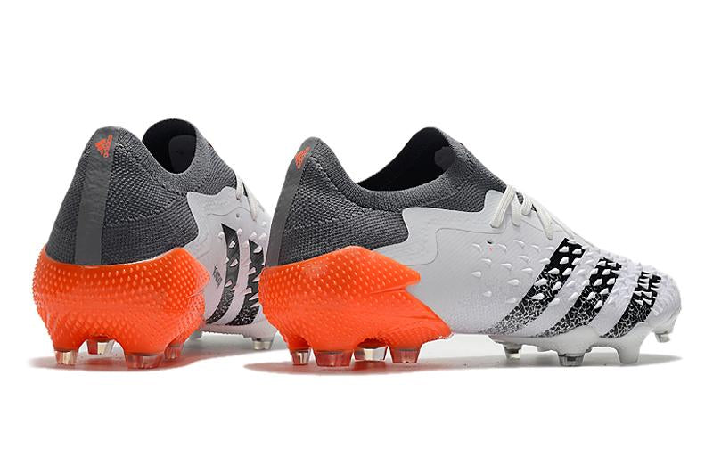 Chuteira adidas Predator Freak .1 Campo