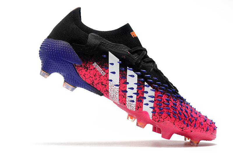 Chuteira adidas Predator Freak .1 Campo