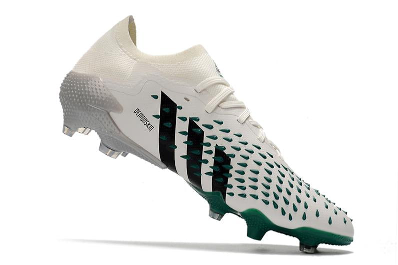 Chuteira adidas Predator Freak .1 Campo