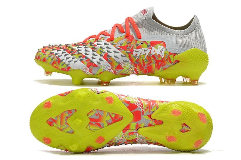 Chuteira adidas Predator Freak .1 Campo