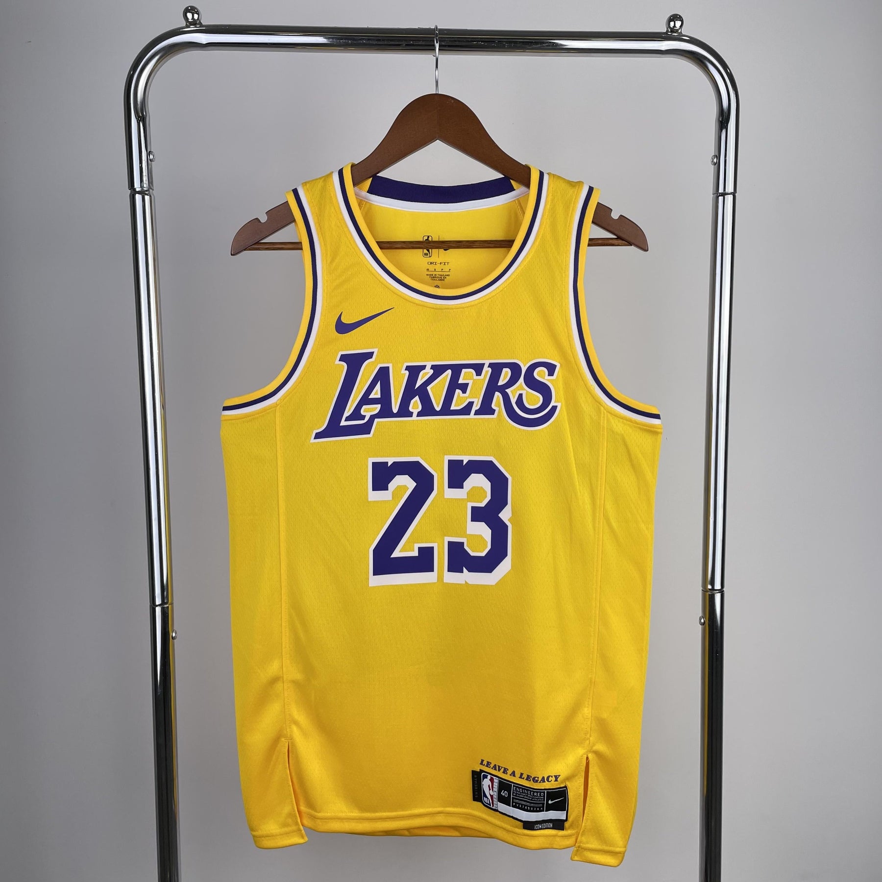 Regata Nike - Los Angeles Lakers Icon Edition 2022 #james - Swingman
