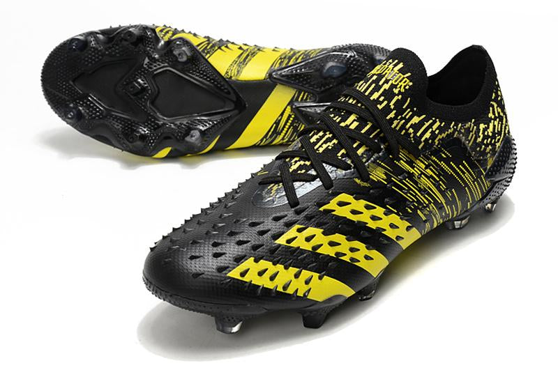 Chuteira adidas Predator Freak .1 Campo