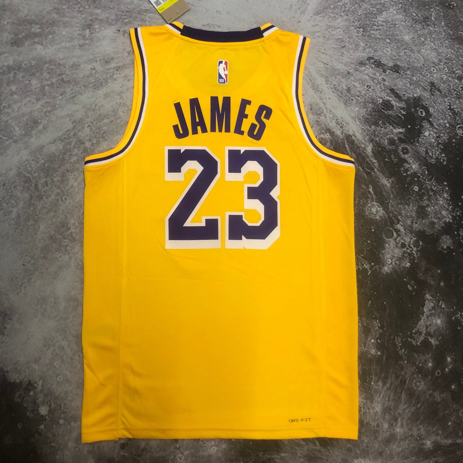 Regata Nike - Los Angeles Lakers Icon Edition 2022 #james - Swingman