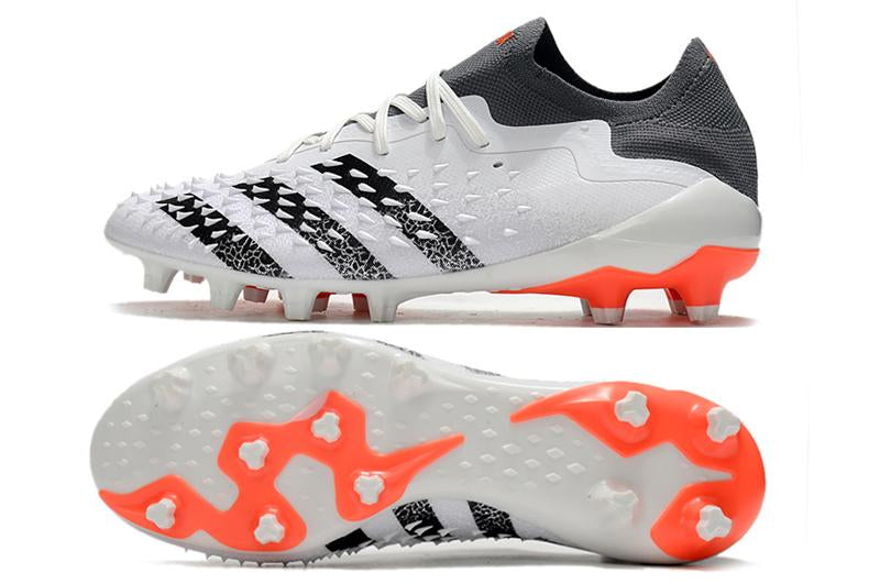Chuteira adidas Predator Freak .1 Campo