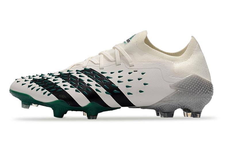 Chuteira adidas Predator Freak .1 Campo