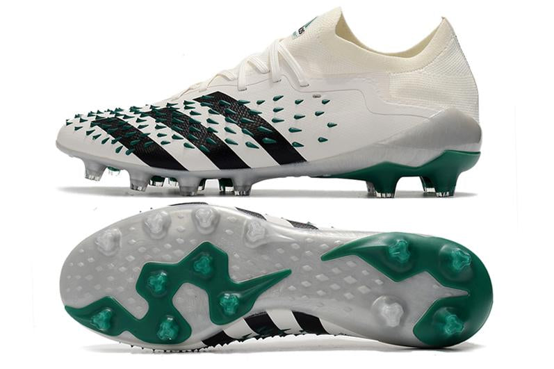Chuteira adidas Predator Freak .1 Campo