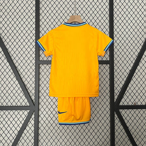 Kit Infantil Holanda 24/25