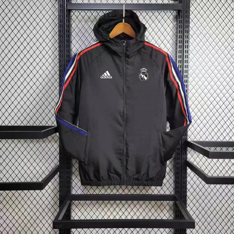 Corta Vento Real Madrid 24/25 - Preto e Vermelho