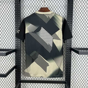 Manchester City 2025∕26 Black and yellow concept version